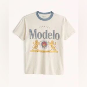 WHITEModelo Graphic Tee NEW